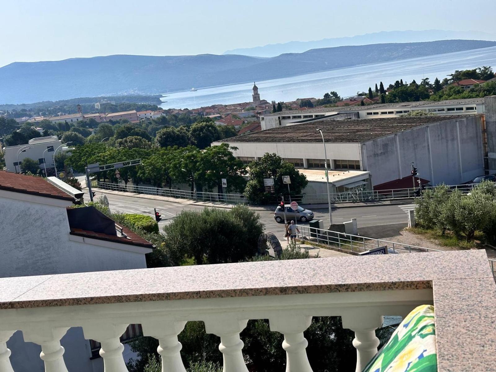 Apartmani Djurda Krk Town Zewnętrze zdjęcie