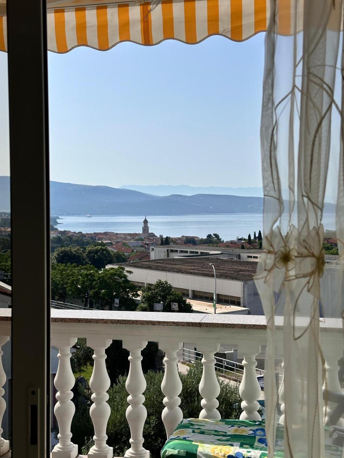 Apartmani Djurda Krk Town Zewnętrze zdjęcie