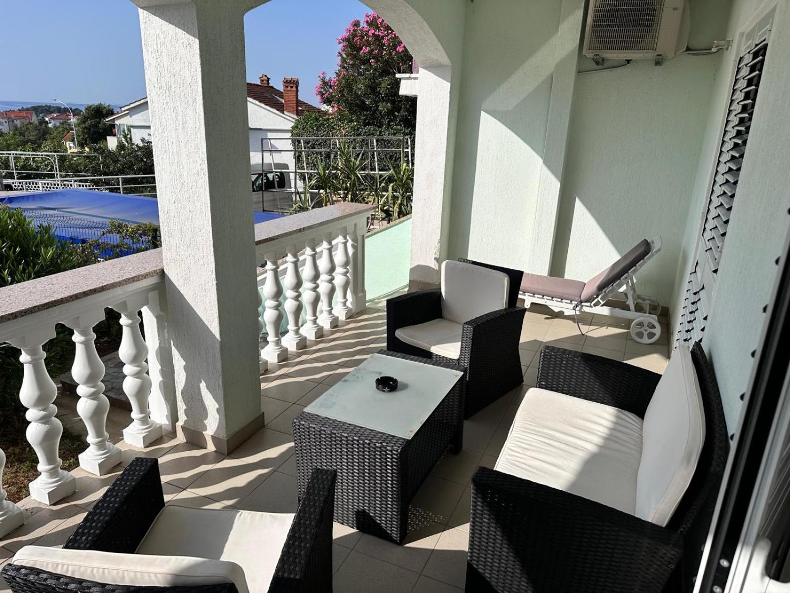 Apartmani Djurda Krk Town Zewnętrze zdjęcie