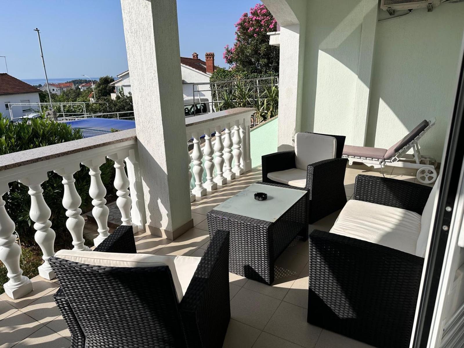 Apartmani Djurda Krk Town Zewnętrze zdjęcie