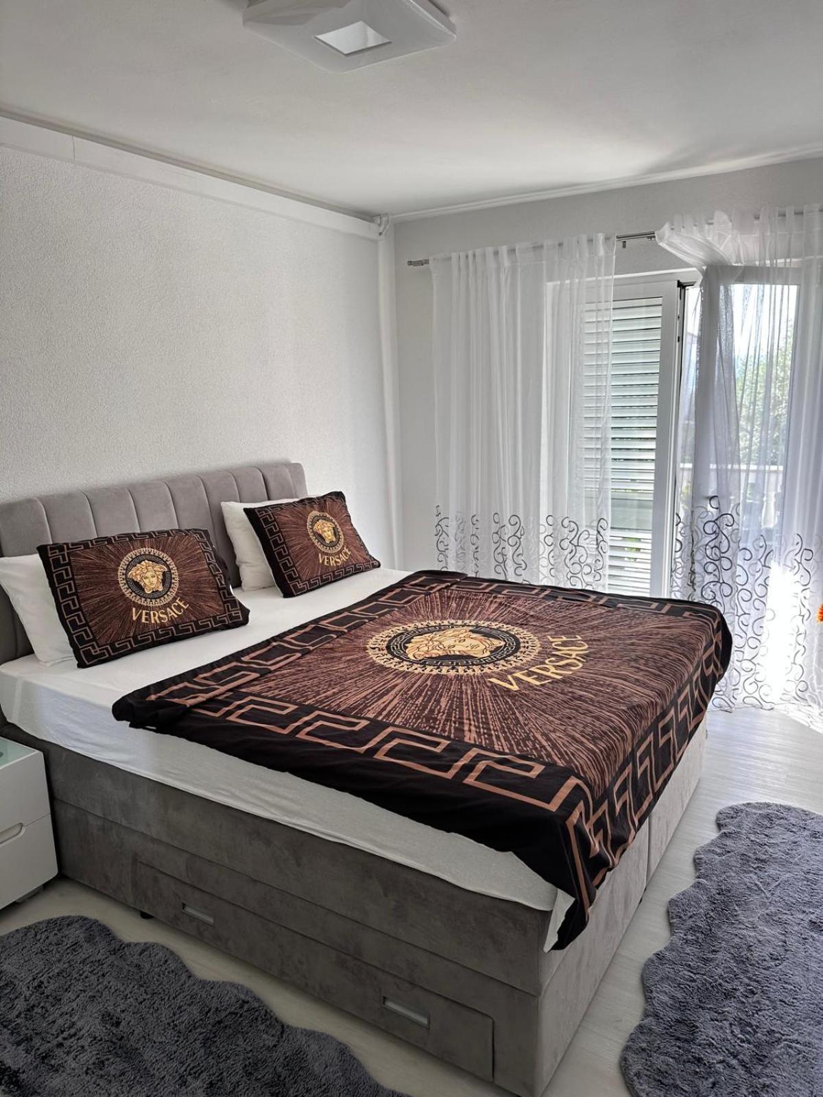 Apartmani Djurda Krk Town Zewnętrze zdjęcie