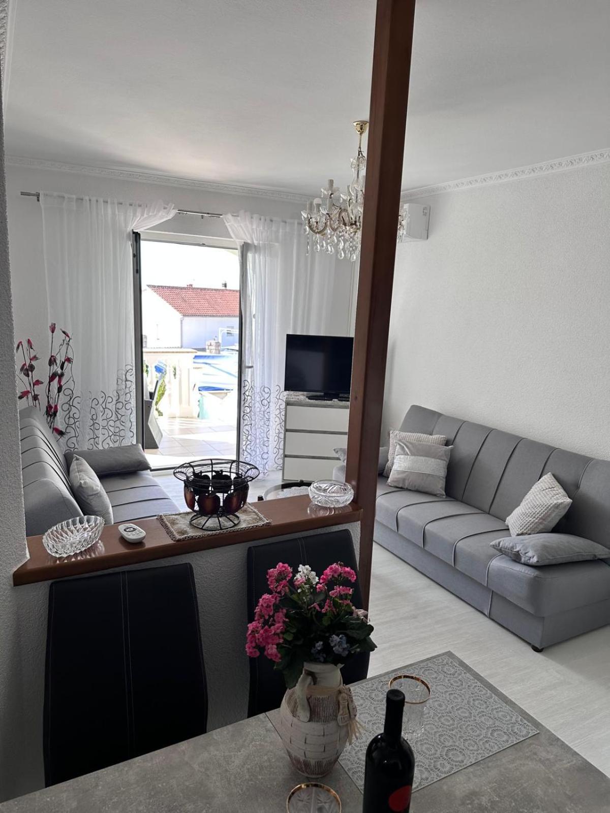 Apartmani Djurda Krk Town Zewnętrze zdjęcie